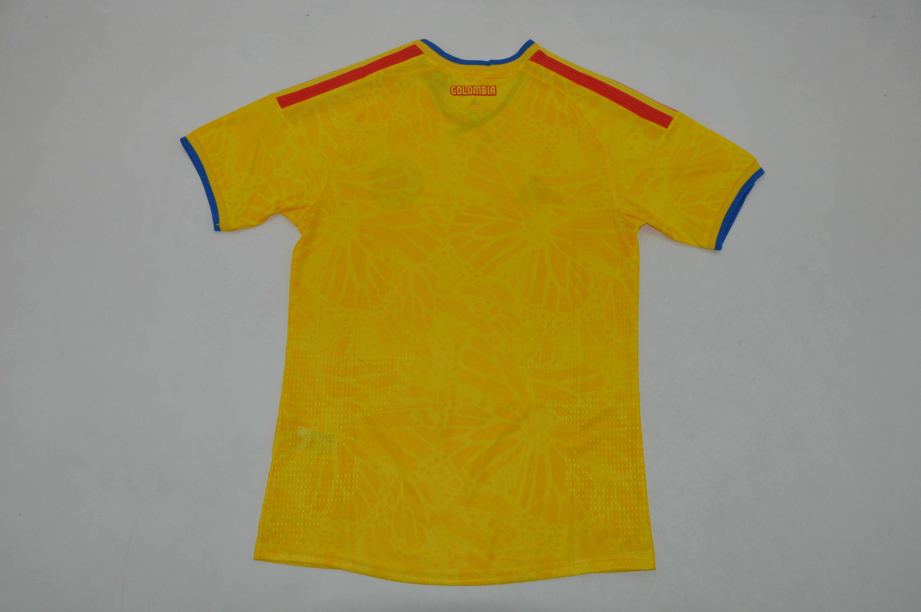 2026 COLUMBIA HOME SOCCER JERSEY 1:1