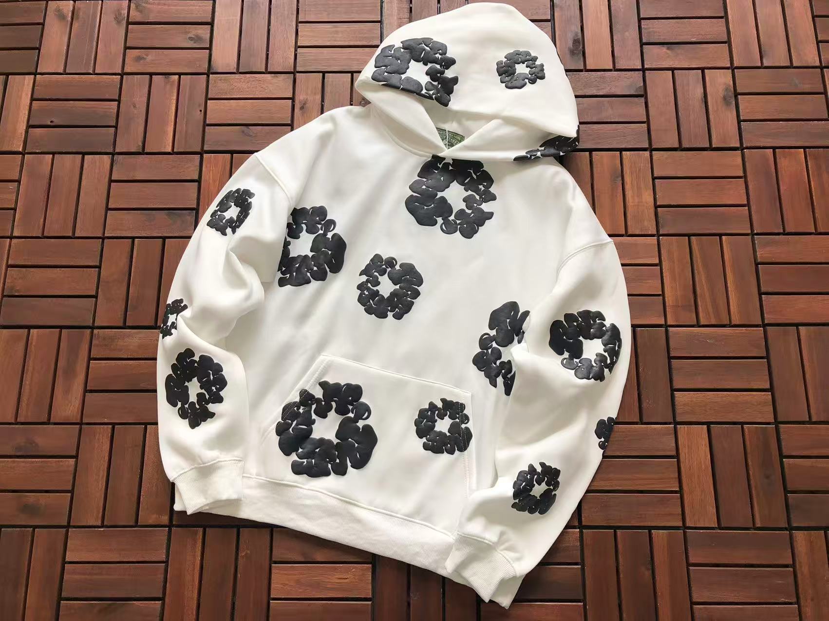 Black on White Wreath Tear Hoodie